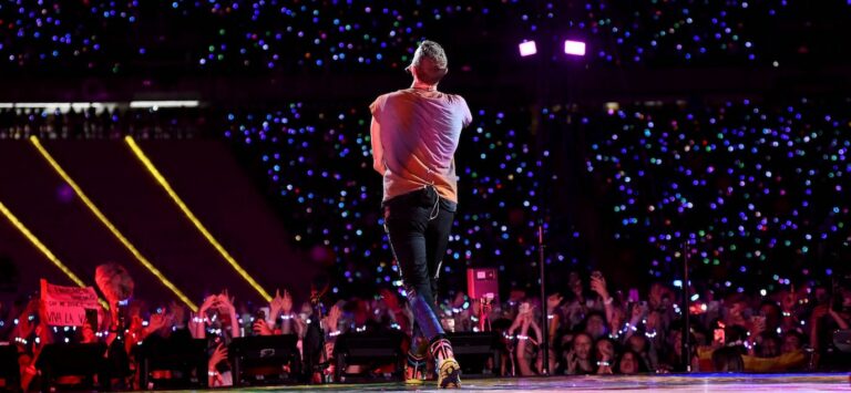 adrian_quiroga_ABC_coldplay-e1685437442913